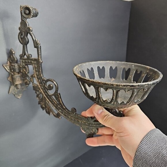 Antique Wall Mount Oil Lamp Holder Cast Iron Wall Sconce Swing Wall Bracket USA - Picture 13 of 14